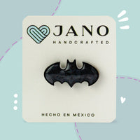 Pin | Batman